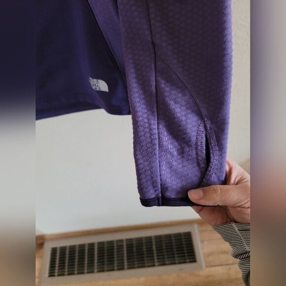 The North Face Flight Series Vapor Wick Hoodie, Purple, Size Small - Picture 10 of 10